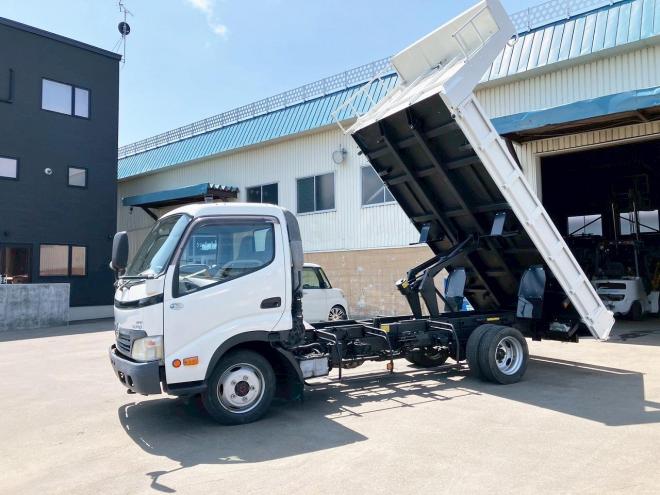 デュトロ中古　ワイドファームダンプ　4WD　小型トラック
