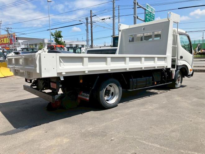 デュトロ中古　ワイドファームダンプ　4WD　小型トラック