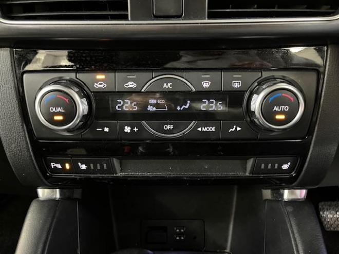 CX-5ＸＤ　Ｌパッケージ　本州仕入　禁煙車　ＷＡＫＯＳバリアスコーティング済　スカイアクティブディーゼルターボ　純正１９インチＡＷ　純正１９ＡＷ＋スタッドレスタイヤ付　純正ナビ（地デジ　ＤＶＤ再生　Ｂｌｕｅｔｏｏｔｈ）＋バックカメラ＆サイドカメラ　ＢＯＳＥサウンド　純正ブラックレザーシート　レーダークルーズコントロール　ブラインドスポット　車線逸脱警報　ＬＥＤヘッドライト　両席シートヒーター　アドバンスキー　横滑り防止装置　ＥＴＣ 4WD 2200 5Dr