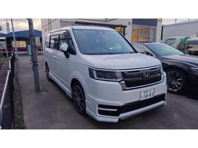 ステップワゴンプレミアムライン 4WD 1500