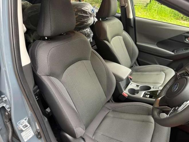 クロストレック2.0 リミテッド 4WD　ワンオーナー/純正ナビ/Bカメラ/Sヒーター 2000
