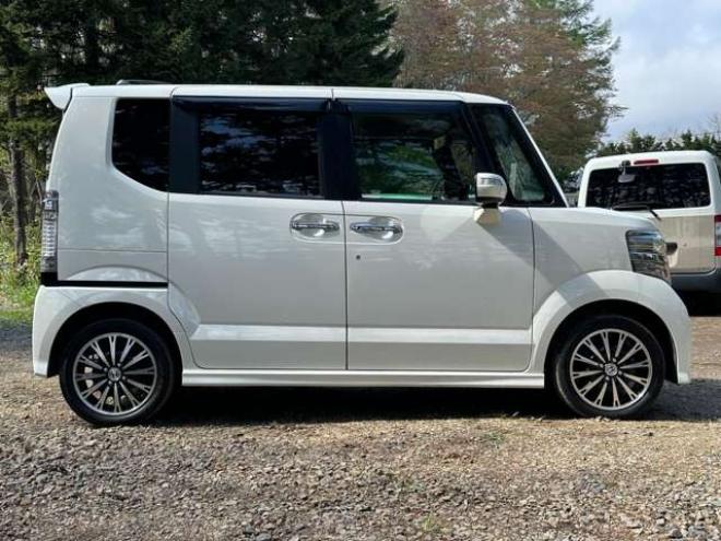 N-BOXカスタムG ターボSSパッケージ 4WD　両側パワスラ/ドラレコ前後/社外ナビ/AW 660