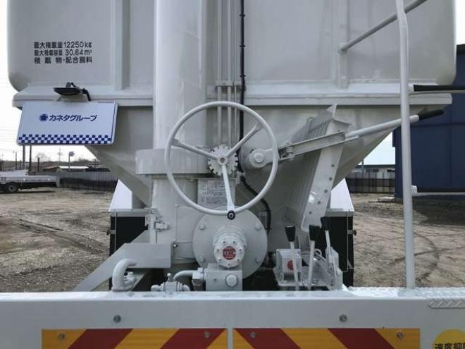 プロフィア飼料運搬車 2DG-FS1AHE 新明和工業　 2WD 8860
