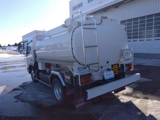 デュトロタンクローリー　2KG-XZU685M 極東開発工業　 4WD 4000