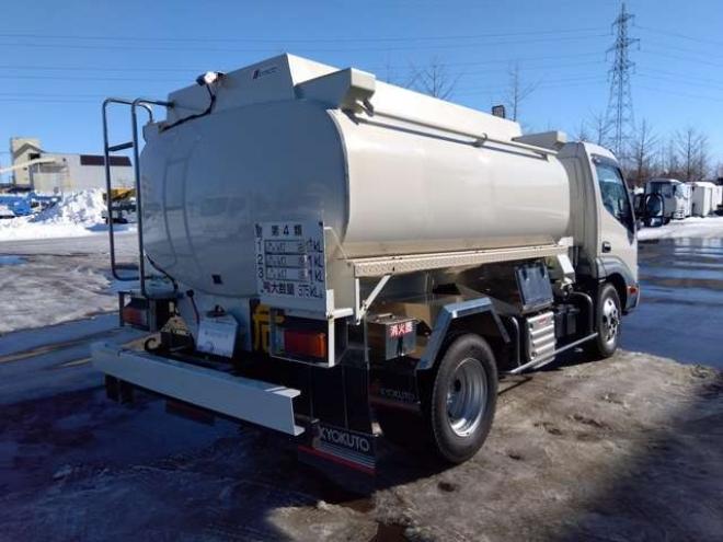 デュトロタンクローリー　2KG-XZU685M 極東開発工業　 4WD 4000