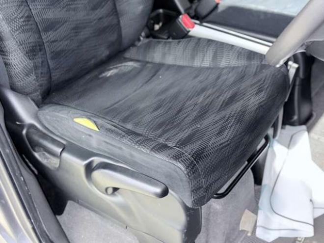 ステップワゴン2.0 G E セレクション 4WD　下廻防錆ナビBカメETC 2000