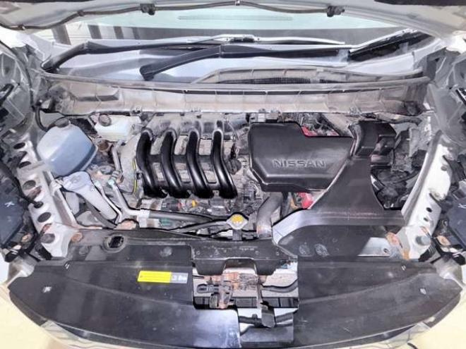 セレナ2.0 X 4WD　下廻防錆TVナビ夏冬タイヤ 2000