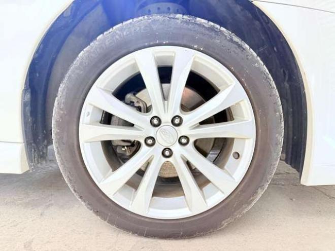レガシィワゴン2.5 i アイサイト 4WD　下廻防錆TVナビBカメETC 2500