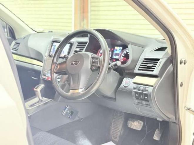 レガシィワゴン2.5 i アイサイト 4WD　下廻防錆TVナビBカメETC 2500