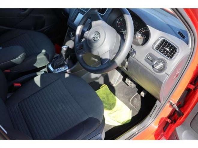 ポロTSI コンフォートライン　検2年　自社　ローンカノウ　ワンオーナー 正規輸入車 2WD 1200