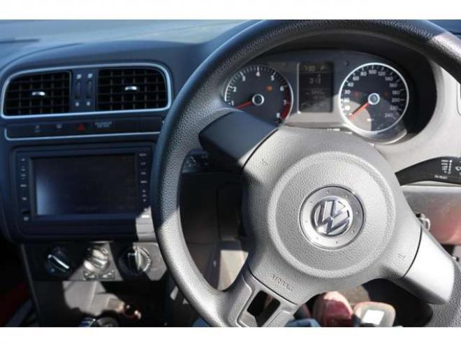 ポロTSI コンフォートライン　検2年　自社　ローンカノウ　ワンオーナー 正規輸入車 2WD 1200