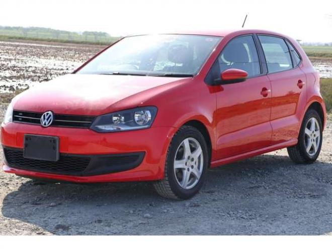 ポロTSI コンフォートライン　検2年　自社　ローンカノウ　ワンオーナー 正規輸入車 2WD 1200