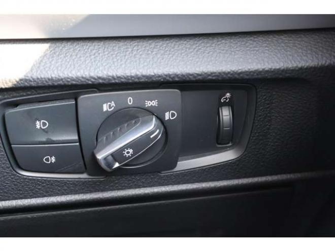 BMW1シリーズ 120i　検2年　自社　ローンカノウ　ターボ 正規輸入車 2WD 1600