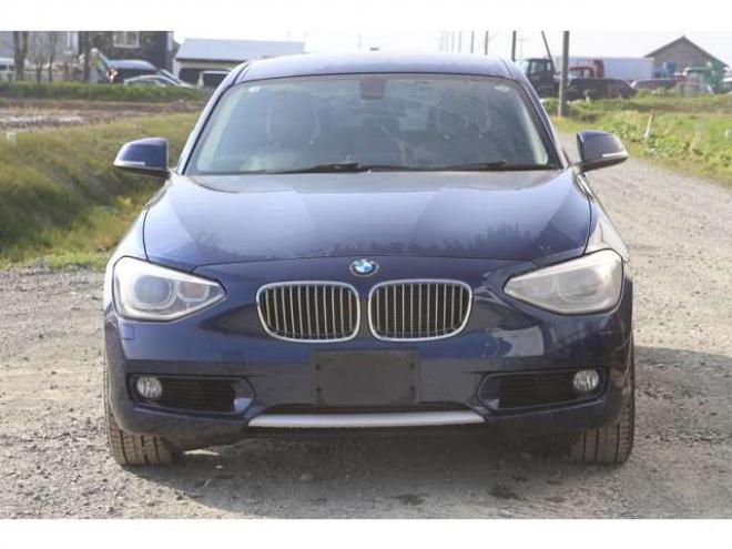 BMW1シリーズ 120i　検2年　自社　ローンカノウ　ターボ 正規輸入車 2WD 1600