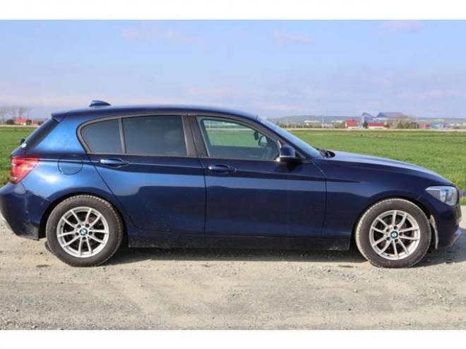 BMW1シリーズ 120i　検2年　自社　ローンカノウ　ターボ 正規輸入車 2WD 1600