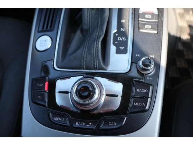 アウディA4 2.0 TFSI クワトロ 4WD　検2年　自社　ローンカノウ　バックカメラ 正規輸入車 2000