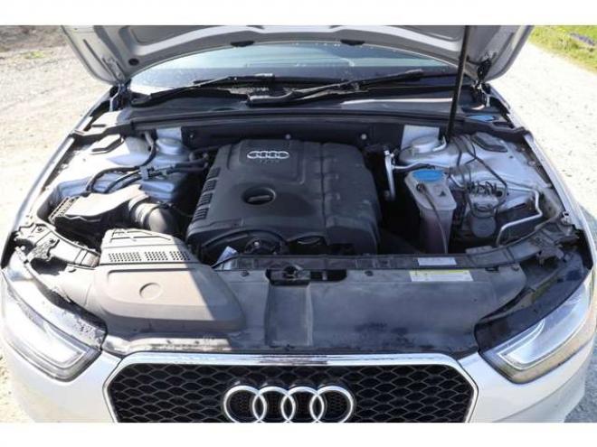 アウディA4 2.0 TFSI クワトロ 4WD　検2年　自社　ローンカノウ　バックカメラ 正規輸入車 2000