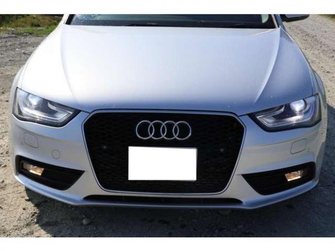 アウディA4 2.0 TFSI クワトロ 4WD　検2年　自社　ローンカノウ　バックカメラ 正規輸入車 2000