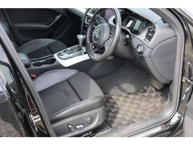 アウディA4 2.0 TFSI クワトロ Sラインパッケージ 4WD　検2年　自社　ローンカノウ 正規輸入車 2000