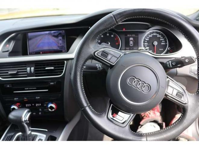アウディA4 2.0 TFSI クワトロ Sラインパッケージ 4WD　検2年　自社　ローンカノウ 正規輸入車 2000