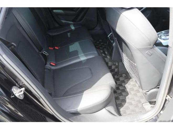 アウディA4 2.0 TFSI クワトロ Sラインパッケージ 4WD　検2年　自社　ローンカノウ 正規輸入車 2000