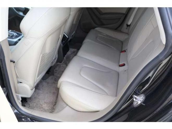 アウディA5スポーツバック 2.0 TFSI クワトロ 4WD　検R9/1　自社　ローンカノウ 正規輸入車 2000