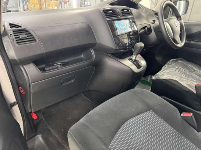 セレナ2.0 20X 4WD　ナビ　TV　Bカメラ　Bluetooth　Pスライド 2000