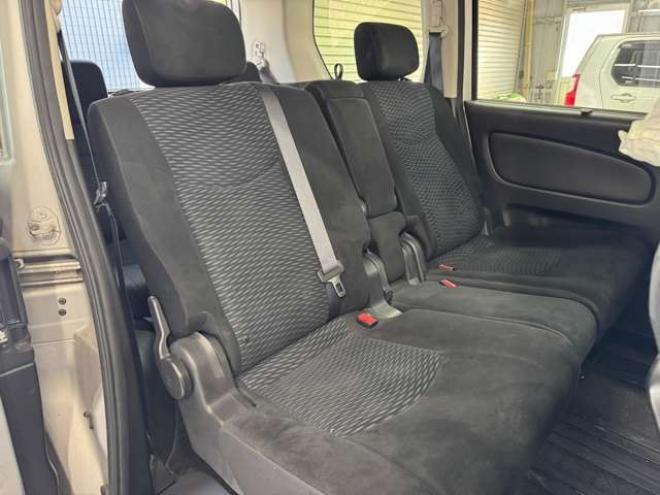 セレナ2.0 20X 4WD　ナビ　TV　Bカメラ　Bluetooth　Pスライド 2000