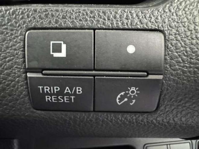 セレナ2.0 20X 4WD　ナビ　TV　Bカメラ　Bluetooth　Pスライド 2000