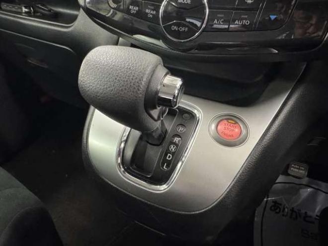 セレナ2.0 20X 4WD　ナビ　TV　Bカメラ　Bluetooth　Pスライド 2000
