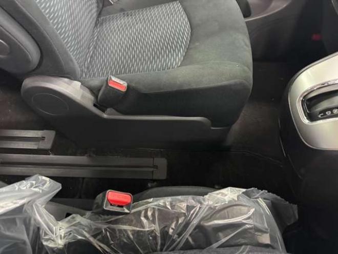 セレナ2.0 20X 4WD　ナビ　TV　Bカメラ　Bluetooth　Pスライド 2000