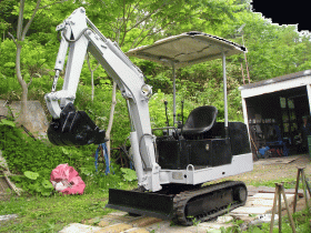 産業機械物　ユンボ　メーカーエアマンバックホー　型式　ＨＭ10ＳＧ　整備済み