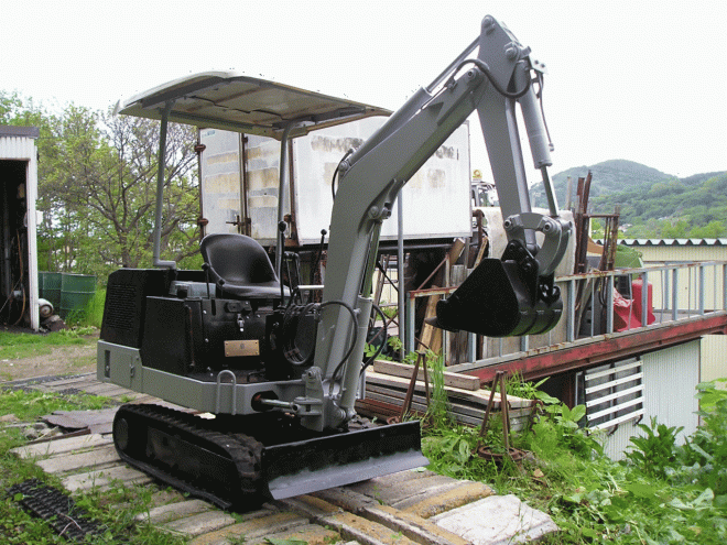 産業機械物ユンボ　メーカーエアマンバックホー　型式　ＨＭ10ＳＧ　整備済み