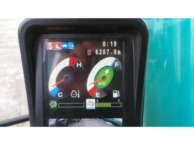 バックホーSK200-10