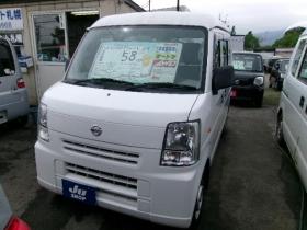 NV100クリッパー　DX クリッパー 4WD 660 5Dr