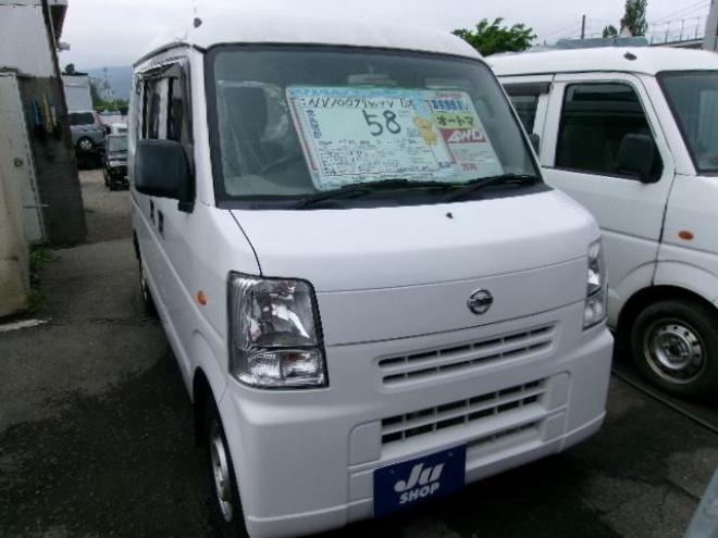 NV100クリッパーDX クリッパー 4WD 660 5Dr