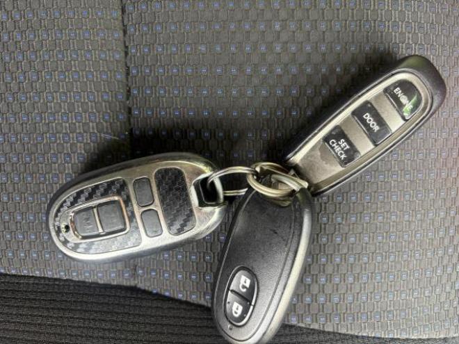ワゴンR（特別価格車）スティングレー　TS 4WD 660 5Dr