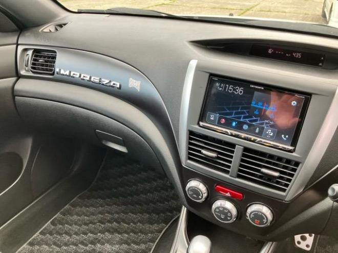 インプレッサ1.5i-s　　リミテッド 4WD 1500 ５Dr