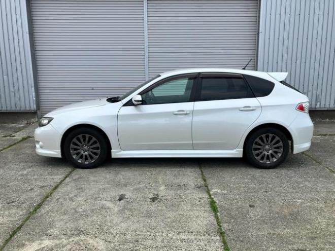 インプレッサ1.5i-s　　リミテッド 4WD 1500 ５Dr
