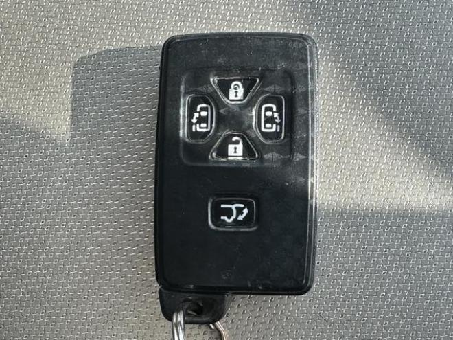 ヴェルファイア3.5Zゴールデンアイズ 7名 4WD 3500 5Dr