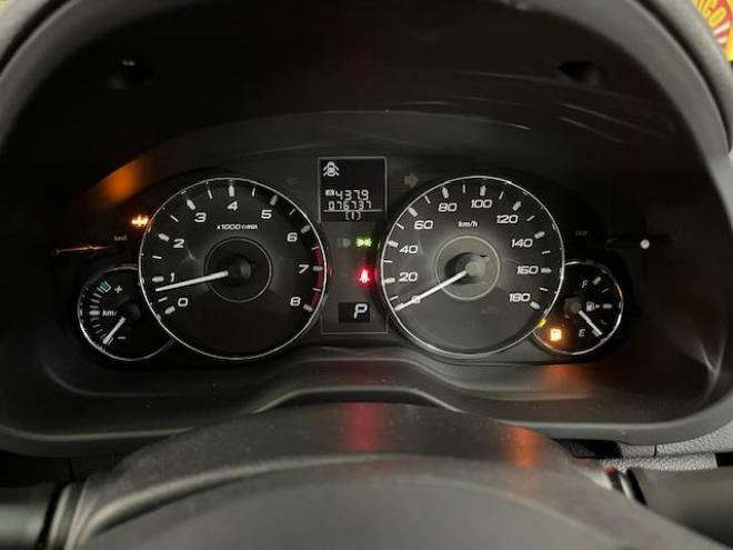レガシィワゴン２．５ｉ　アイサイト　Ｂスポーツ　Ｇパッケージ　アイサイト　本州仕入　ワンオーナー　禁煙車　衝突軽減システム　社外１９インチＡＷ　社外１６ＡＷ＋スタッドレスタイヤ付　ストラーダＨＤＤナビ（ＣＤ＆ＤＶＤ再生　フルセグ地デジ　Ｂｌｕｅｔｏｏｔｈ）＋バックカメラ　クルーズコントロール　ブラインドスポット　車線逸脱警報　アイドリングストップ　前後ドライブレコーダー　両席パワーシート　横滑り防止装置　ＰＵＳＨスタート　スマートキー　ＨＩＤヘッドライト　ＥＴＣ 4WD 2500 5Dr