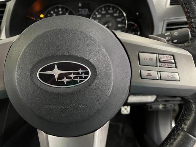 レガシィワゴン２．５ｉ　アイサイト　Ｂスポーツ　Ｇパッケージ　アイサイト　本州仕入　ワンオーナー　禁煙車　衝突軽減システム　社外１９インチＡＷ　社外１６ＡＷ＋スタッドレスタイヤ付　ストラーダＨＤＤナビ（ＣＤ＆ＤＶＤ再生　フルセグ地デジ　Ｂｌｕｅｔｏｏｔｈ）＋バックカメラ　クルーズコントロール　ブラインドスポット　車線逸脱警報　アイドリングストップ　前後ドライブレコーダー　両席パワーシート　横滑り防止装置　ＰＵＳＨスタート　スマートキー　ＨＩＤヘッドライト　ＥＴＣ 4WD 2500 5Dr