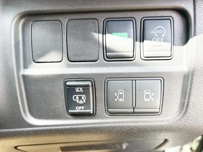 セレナ2.0ハイウェイスター 4WD　ローンが不安な方＜優遇ローン＞　本州仕入　寒冷地　純正ナビ　両側パワスラ　
