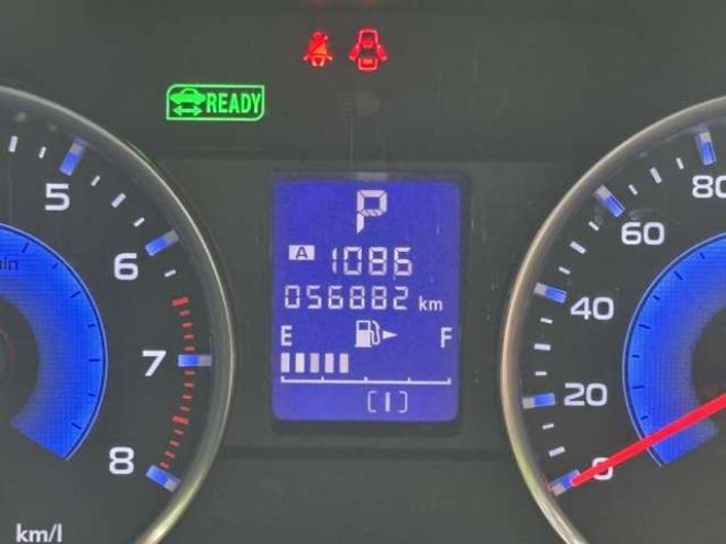インプレッサXVハイブリッド 2.0i-L 4WD　黒革シート/ETC/社外ナビ/地デジ/Bカメラ 2000