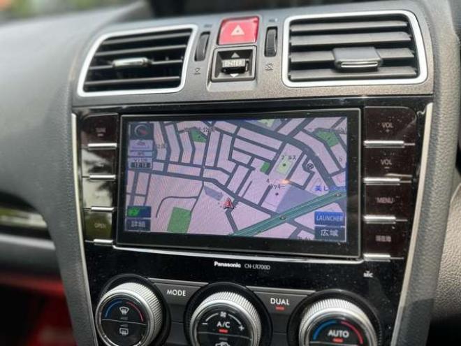 インプレッサXVハイブリッド 2.0i-L 4WD　黒革シート/ETC/社外ナビ/地デジ/Bカメラ 2000