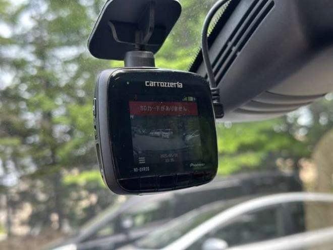 セレナ2.0 ハイウェイスター V 4WD　ワンオーナー/アラウンドビュー/ドラレコ 2000