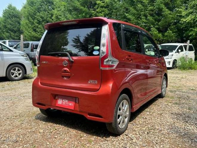 デイズハイウェイスターX 4WD　地デジ/ナビ/エンスタ/Bカメラ/記録簿 660