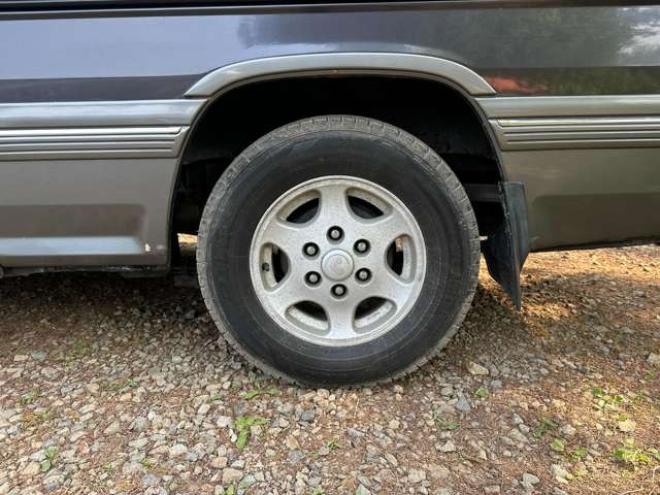 キャラバン2.7 ロイヤル ディーゼルターボ 4WD　Wサンルーフ/ETC/電動シート/純正アルミ 2700
