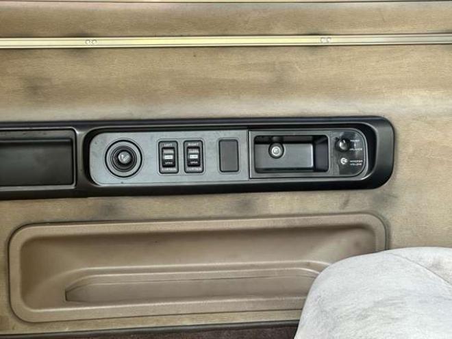 キャラバン2.7 ロイヤル ディーゼルターボ 4WD　Wサンルーフ/ETC/電動シート/純正アルミ 2700