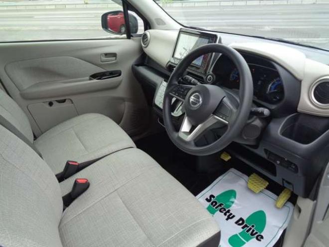 デイズX 4WD　ワンオーナー　ナビ　テレビ　スマートキー 660